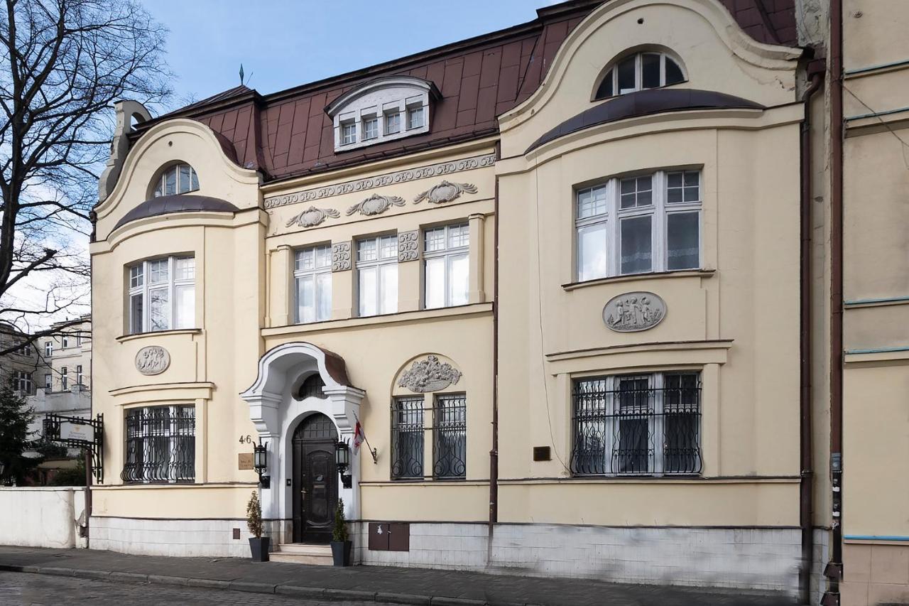 Pałacyk Deja Vu Hotel apartamentowy 3*
